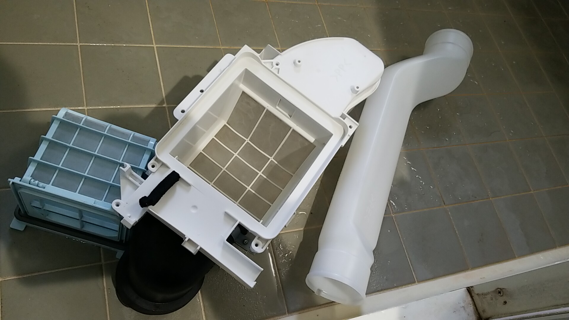 名古屋市昭和区御器所 東芝製ドラム式洗濯機 乾燥循環系統クリーニング